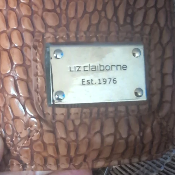 Liz Claiborne Wallet - Picture 2 of 4